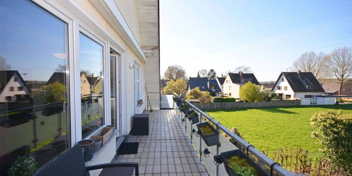 Etagenwohnung Niederkassel Rheidt - 3 Zimmer, 113 m&sup2;, 335.000&euro; | Angebot:26161918