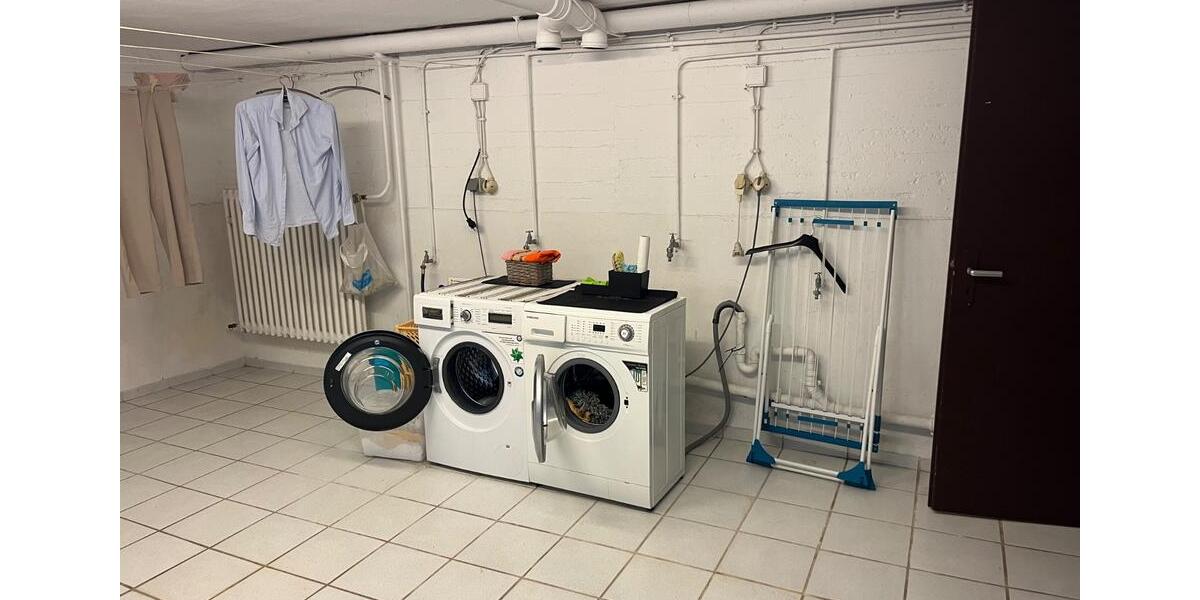 Einfamilienhaus Bornheim - 6 Zimmer, 180 m&sup2;, 650.000&euro; | Angebot:26101576