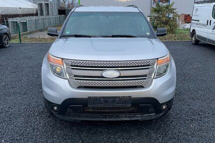 Ford Explorer 221.000 km 4.999 &euro; Düren 52351
