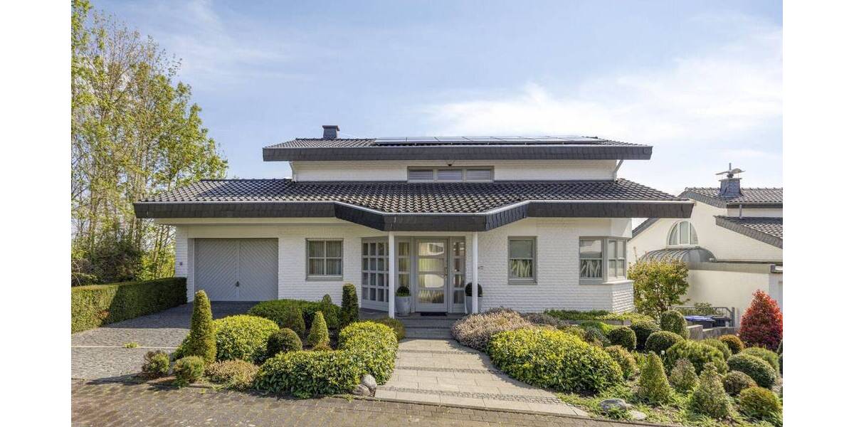 Einfamilienhaus Brühl - 7 Zimmer, 290 m&sup2;, 1.800.000&euro; | Angebot:26608920