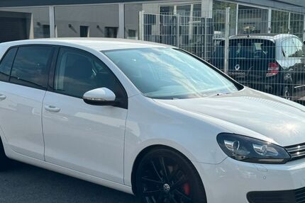 VW Golf 223.000 km 4.690 &euro; Rheinbach 53359