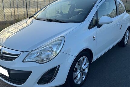Opel Corsa 171.719 km 4.750 &euro; Bonn 53175