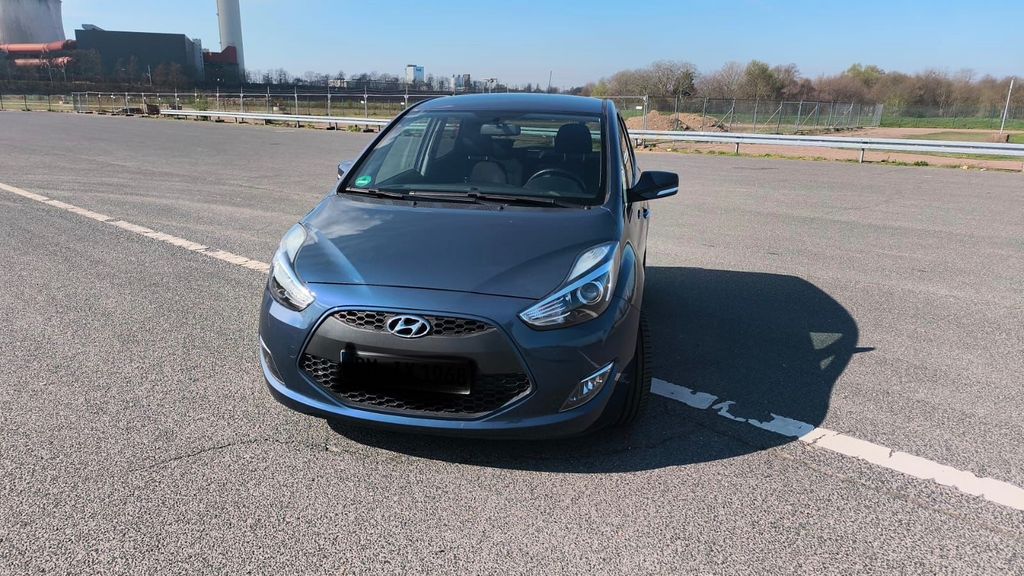 Hyundai ix20 101.100 km 8.500 &euro; Kerpen 50170