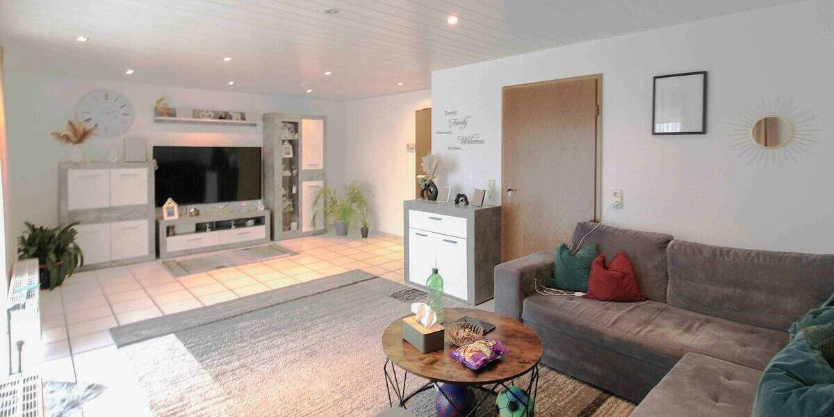 Mehrfamilienhaus, Wohnhaus Hürtgenwald Kleinhau - 8 Zimmer, 220 m&sup2;, 315.000&euro; | Angebot:25986018