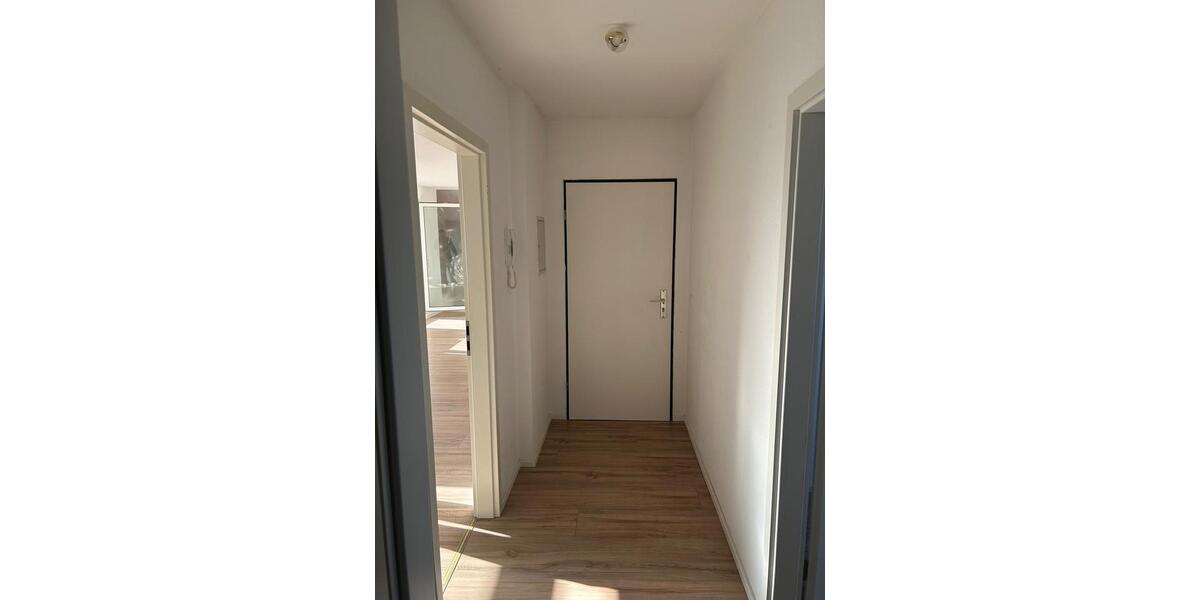 Dachgeschoßwohnung Bornheim - 2 Zimmer, 58 m&sup2;, 695&euro; | Angebot:25880061