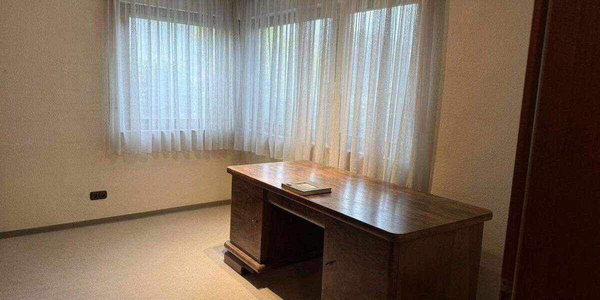 Reihenmittelhaus Bonn Muffendorf - 7 Zimmer, 222 m&sup2;, 665.000&euro; | Angebot:25747696