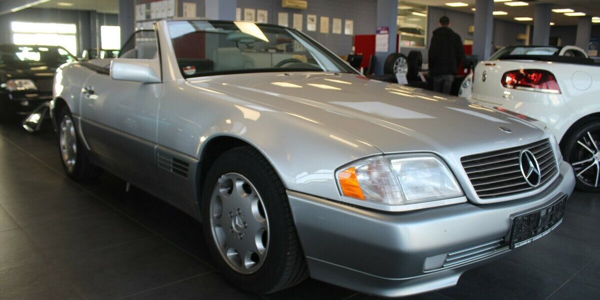 Mercedes-Benz SL 280 AHK Abnehm.Original Deutsches Fahrzeug 39.096 km 26.980 &euro; Euskirchen 53881
