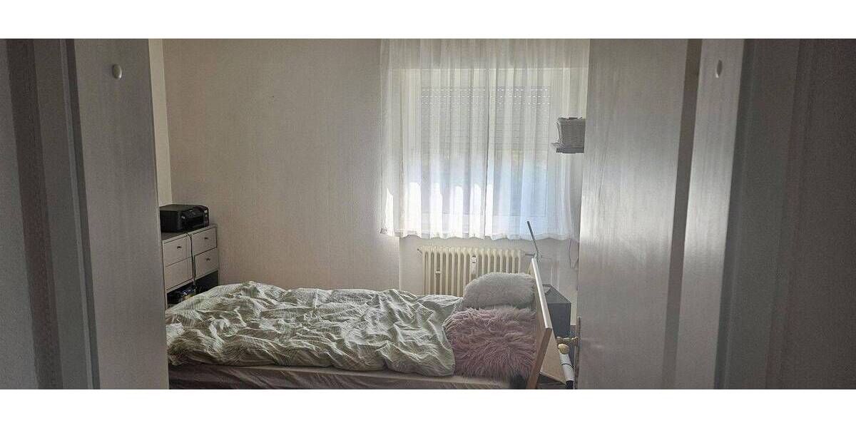 Etagenwohnung Erftstadt Liblar - 3 Zimmer, 83 m&sup2;, 199.000&euro; | Angebot:26080769