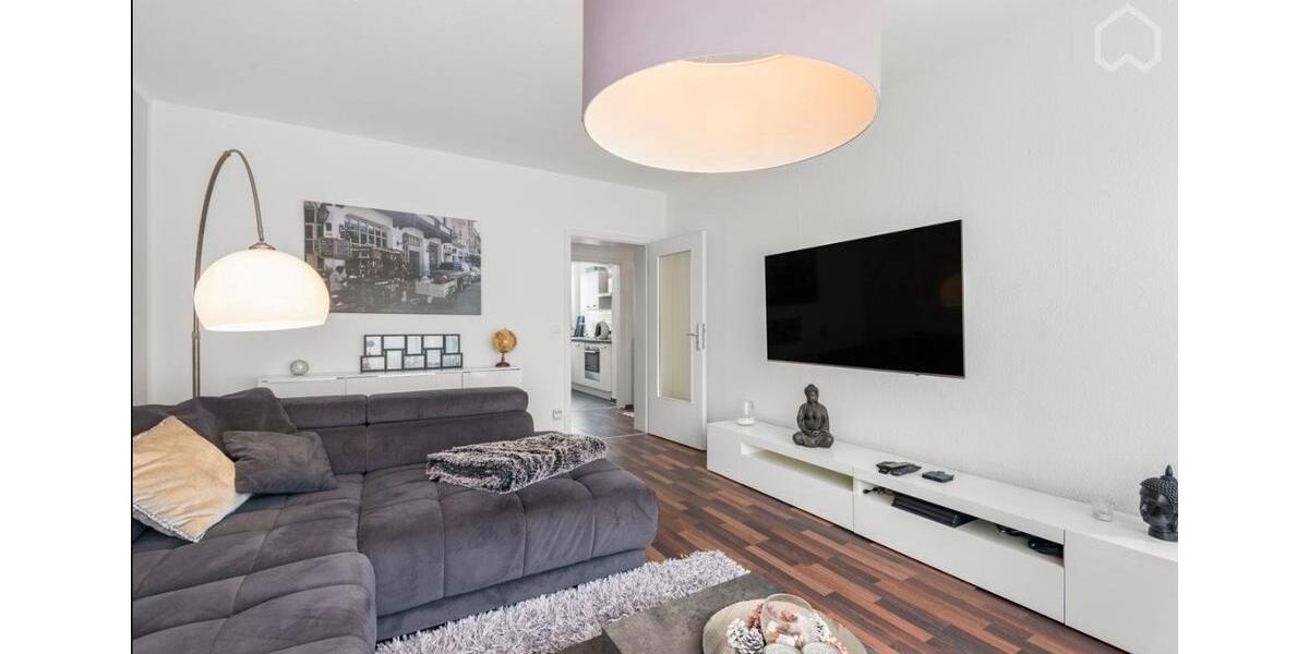 Etagenwohnung Niederkassel - 3 Zimmer, 65 m&sup2;, 1.650&euro; | Angebot:25944870