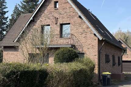 Haus Bad Münstereifel - 6 Zimmer, 232 m&sup2;, 595.000&euro; | Angebot:25948107