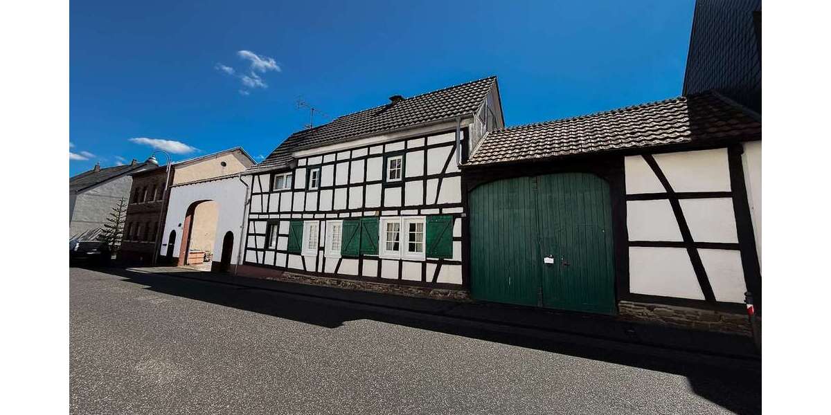 Einfamilienhaus Grafschaft - 6 Zimmer, 116 m&sup2;, 396.000&euro; | Angebot:20785396