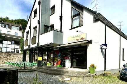 Haus Blankenheim - 6 Zimmer, 330 m&sup2;, 550.000&euro; | Angebot:18091749