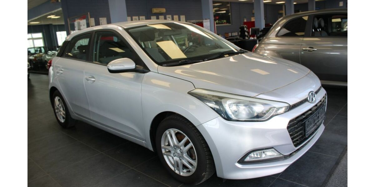 Hyundai i20 111.957 km 8.980 &euro; Euskirchen 53881