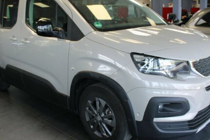 Peugeot Rifter Elektro L1 Allure Pack 12.978 km 21.980 &euro; Euskirchen 53881