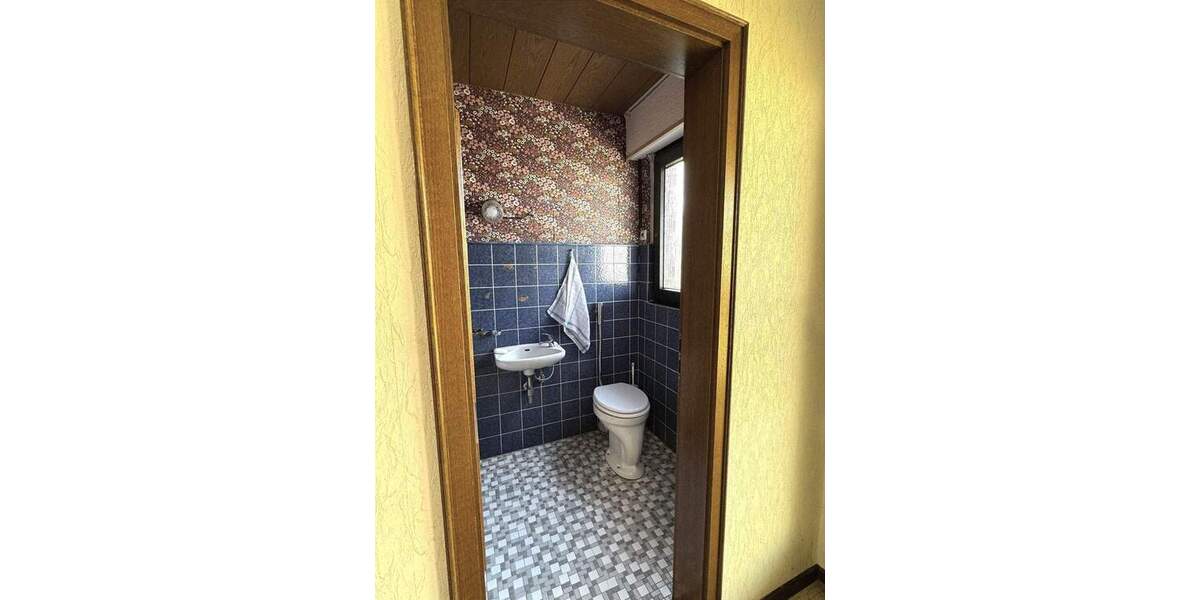 Einfamilienhaus Niederkassel - 6 Zimmer, 200 m&sup2;, 495.000&euro; | Angebot:25663636