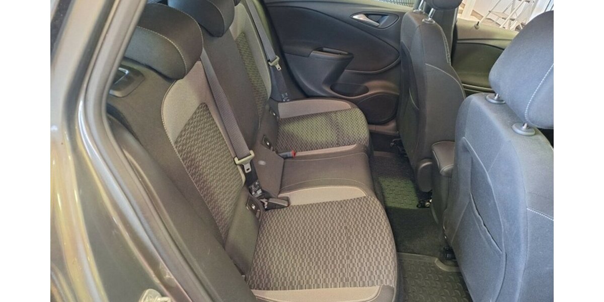 Opel Astra Klima Navi Temp CarPlay GARANTIE 28.000 km 28.000 km 14.900 &euro; Erftstadt 50374