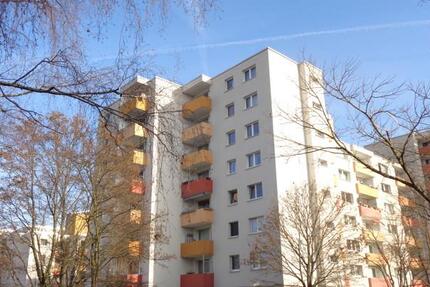 Wohnung Bonn Tannenbusch - 3 Zimmer, 74 m&sup2;, 887&euro; | Angebot:22233916