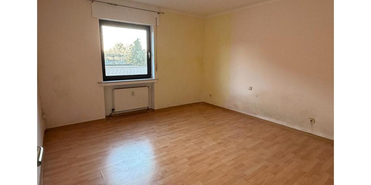 Etagenwohnung Euskirchen Dom-Esch - 3.5 Zimmer, 92 m&sup2;, 825&euro; | Angebot:25968685