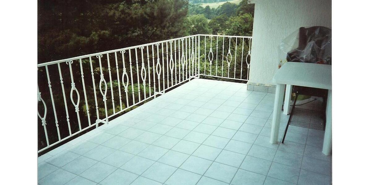 Etagenwohnung Wachtberg - 4 Zimmer, 106 m&sup2;, 1.100&euro; | Angebot:25921774