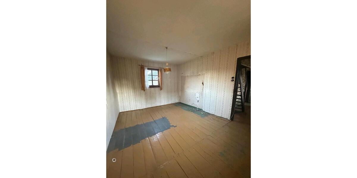 Einfamilienhaus Schuld - 5 Zimmer, 110 m&sup2;, 90.000&euro; | Angebot:25498011