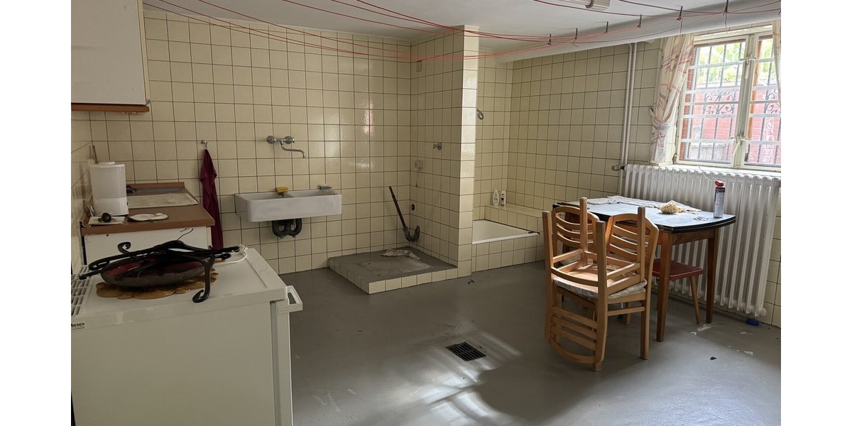 Freistehendes Einfamilienhaus mit großem Grundstück in Ließem - Einfamilienhaus Wachtberg / Ließem Ließem | Angebot:24713302