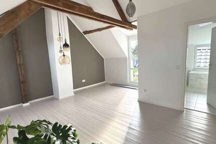 Haus Zülpich - 4 Zimmer, 106 m&sup2;, 325.000&euro; | Angebot:25835434