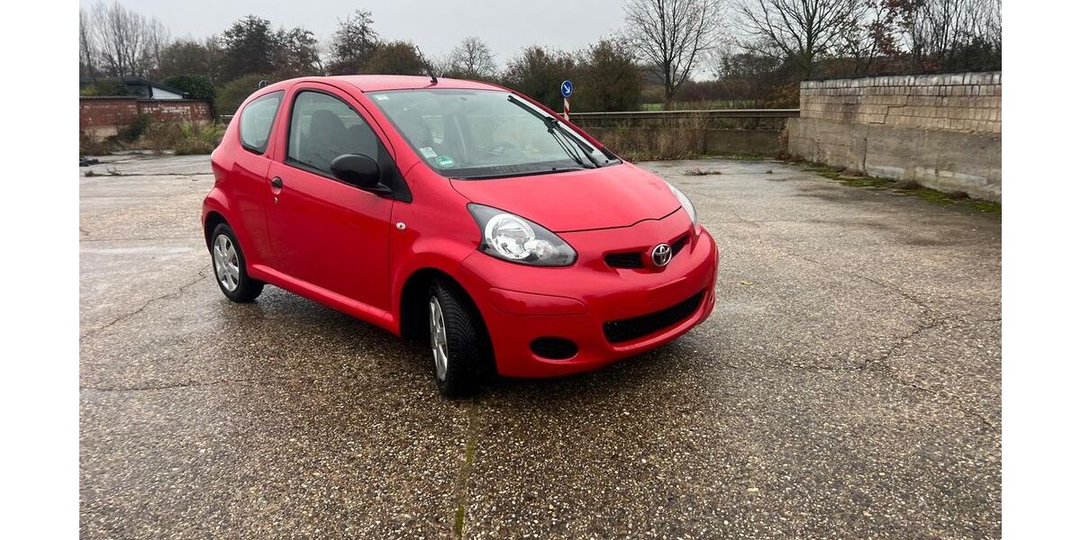 Toyota Aygo (X) 183.760 km 2.100 &euro; Zulpich 53909