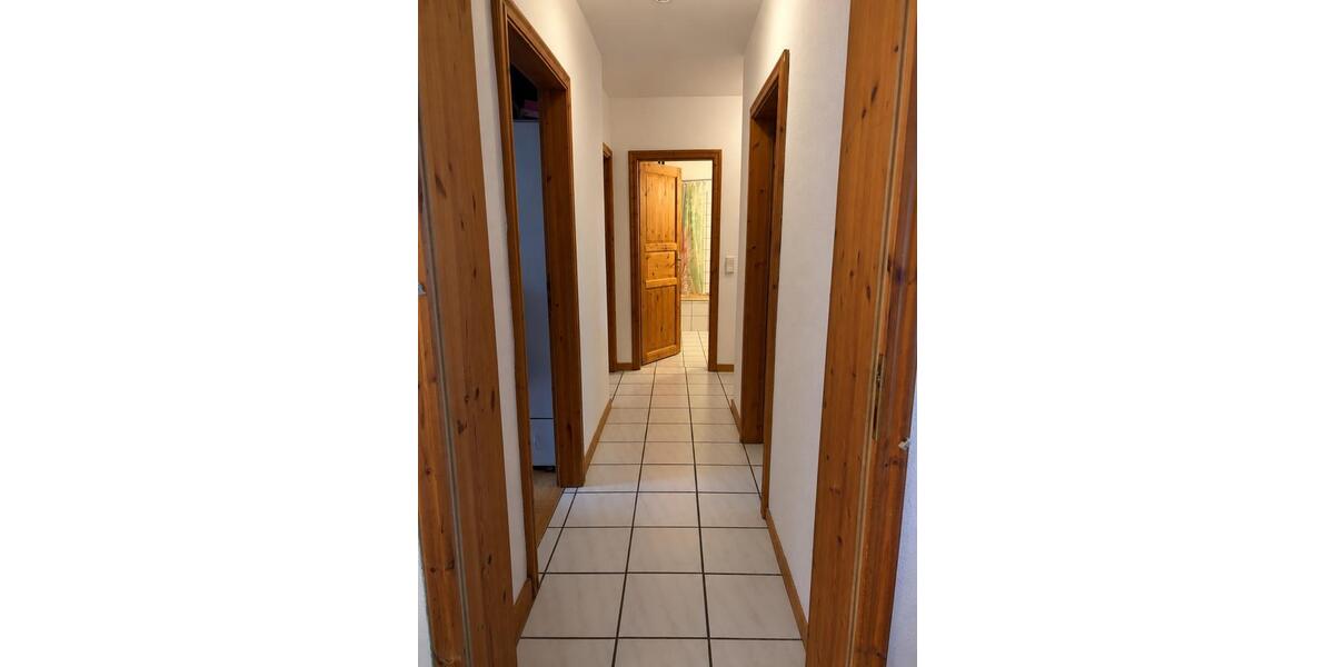 Etagenwohnung Bonn Hardtberg - 5 Zimmer, 100 m&sup2;, 299.000&euro; | Angebot:27112055