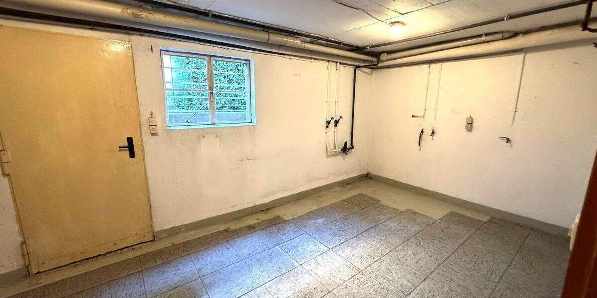 Einfamilienhaus Niederkassel - 6 Zimmer, 200 m&sup2;, 495.000&euro; | Angebot:25663636