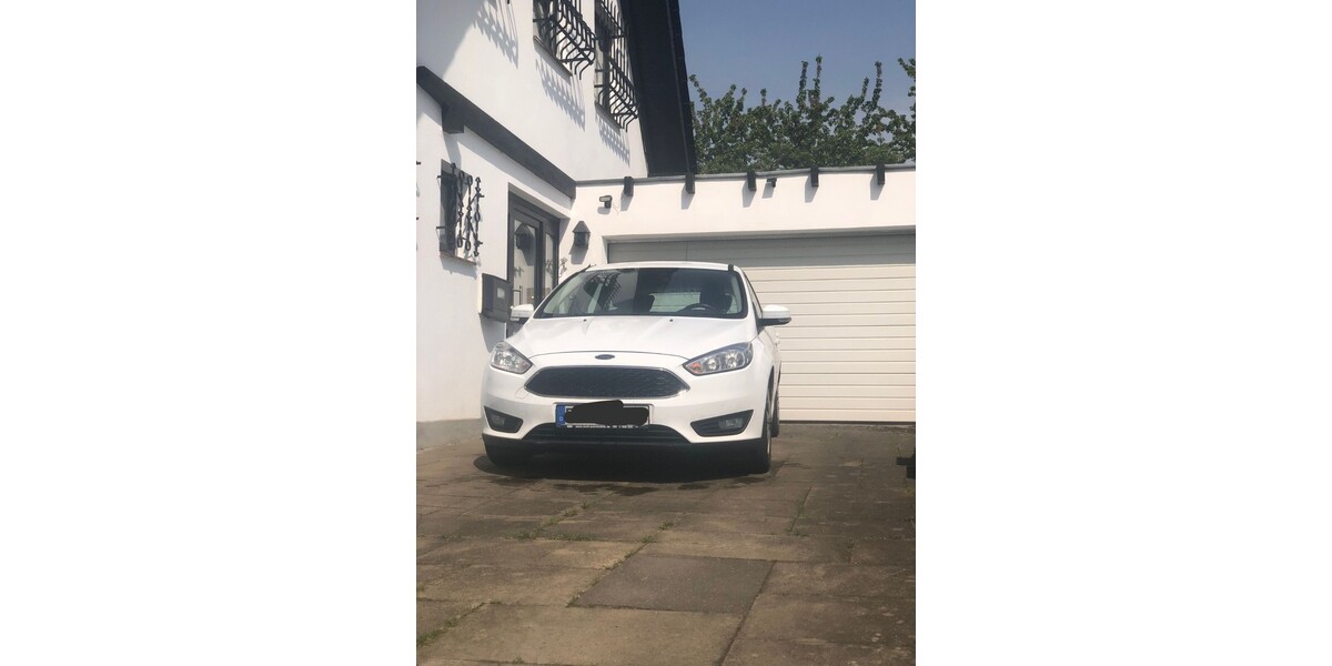 Ford Focus 103.000 km 6.900 &euro; Kreuzau 52372