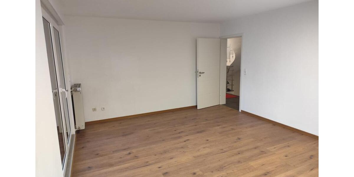 Einfamilienhaus Düren Rölsdorf - 7 Zimmer, 261 m&sup2;, 520.000&euro; | Angebot:25953421