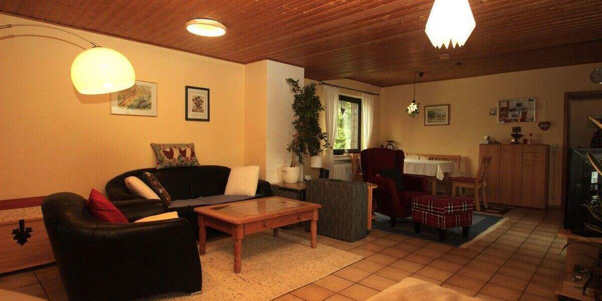 Etagenwohnung Königswinter Ittenbach - 3 Zimmer, 84 m&sup2;, 229.000&euro; | Angebot:25697242