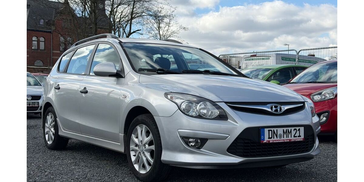 Hyundai i30 152.000 km 3.590 &euro; Düren 52349