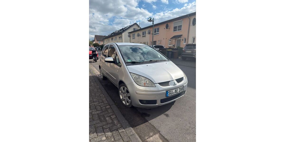 Mitsubishi Colt 211.000 km 1.500 &euro; Niederkassel 53859
