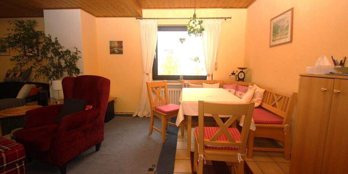 Etagenwohnung Königswinter Ittenbach - 3 Zimmer, 84 m&sup2;, 229.000&euro; | Angebot:25697242