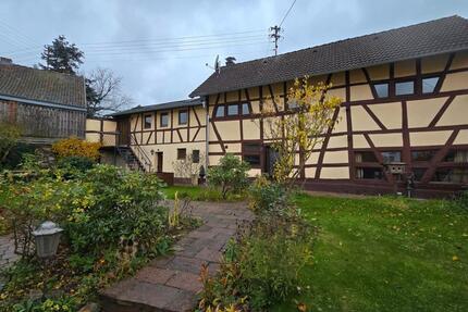 Haus Bad Münstereifel - 4 Zimmer, 130 m&sup2;, 250.000&euro; | Angebot:26007676