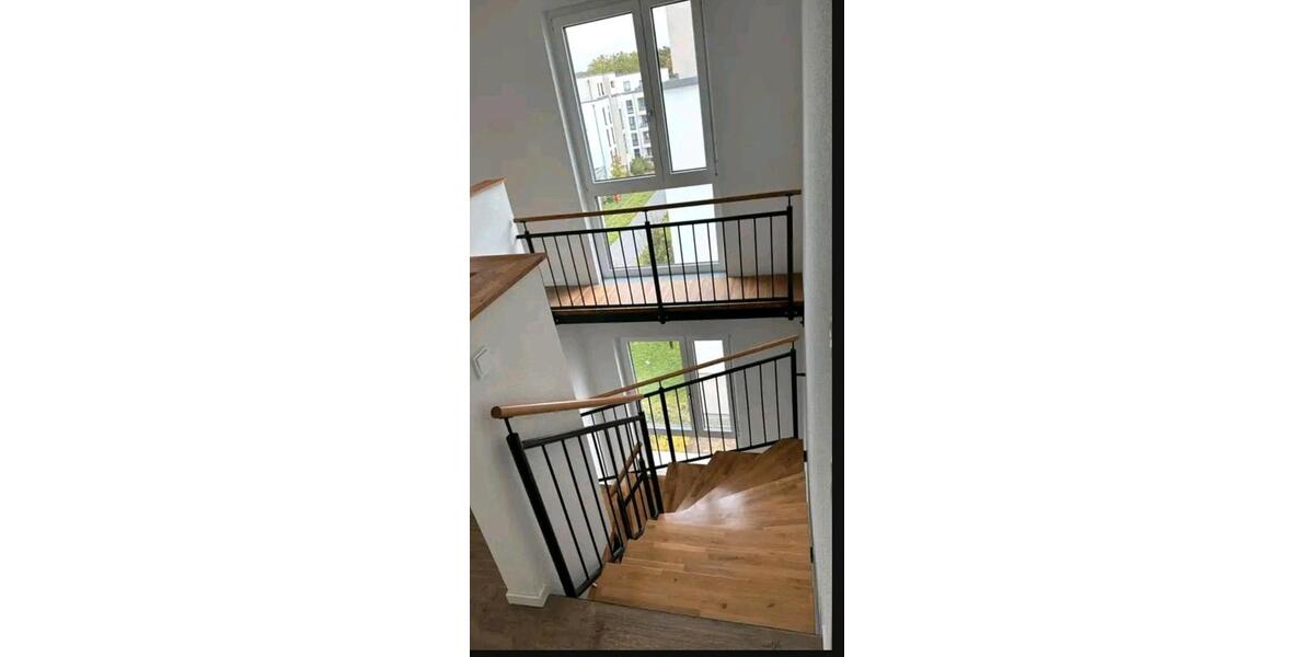 Maisonettenwohnung Bonn Tannenbusch - 3 Zimmer, 118 m&sup2;, 1.410&euro; | Angebot:25635907