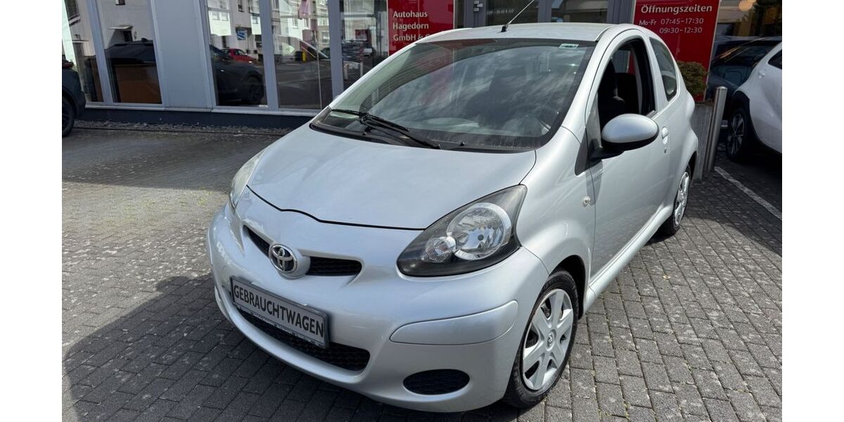 Toyota Aygo (X) 141.390 km 2.890 &euro; Bad Neuenahr 53474