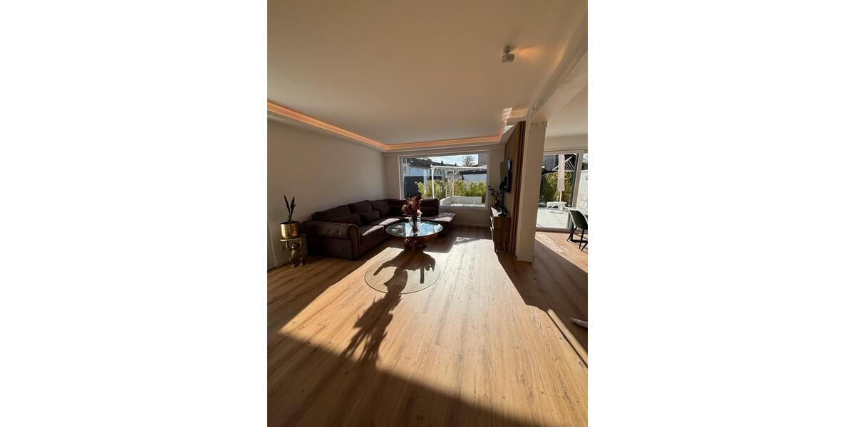 Einfamilienhaus Bonn Beuel-Mitte - 3.5 Zimmer, 130 m&sup2;, 2.500&euro; | Angebot:26397463