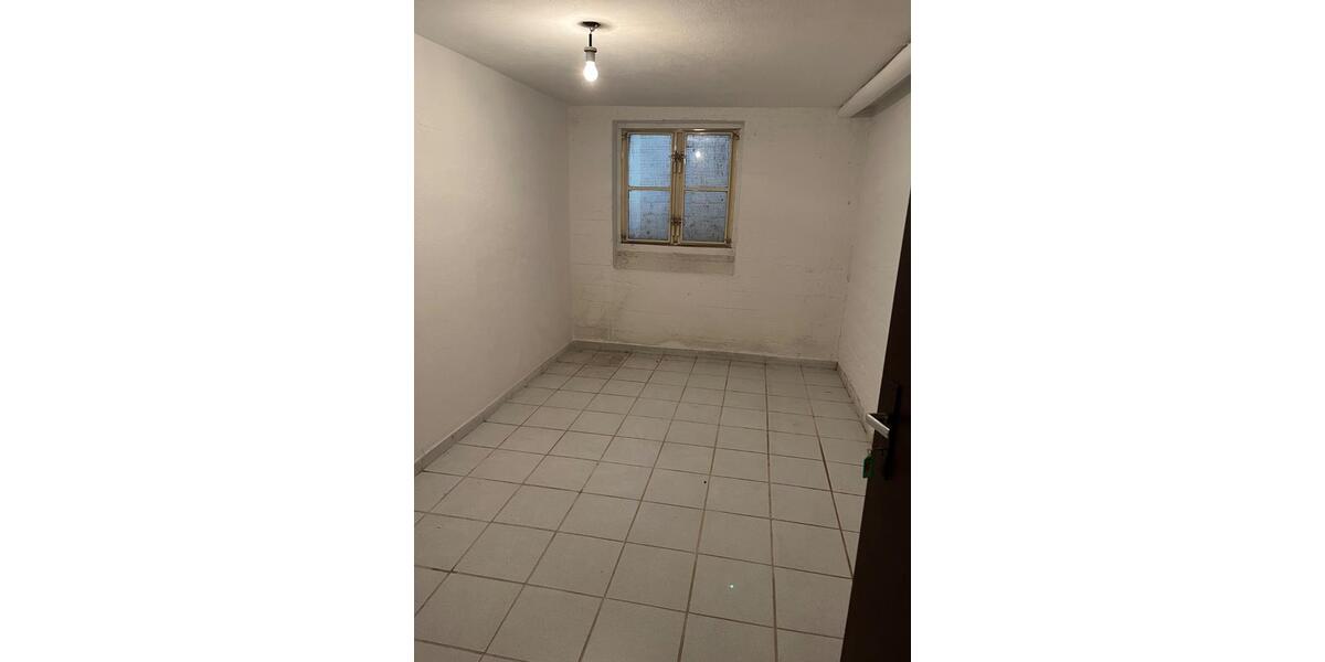 Einfamilienhaus Bornheim - 6 Zimmer, 180 m&sup2;, 650.000&euro; | Angebot:26101576