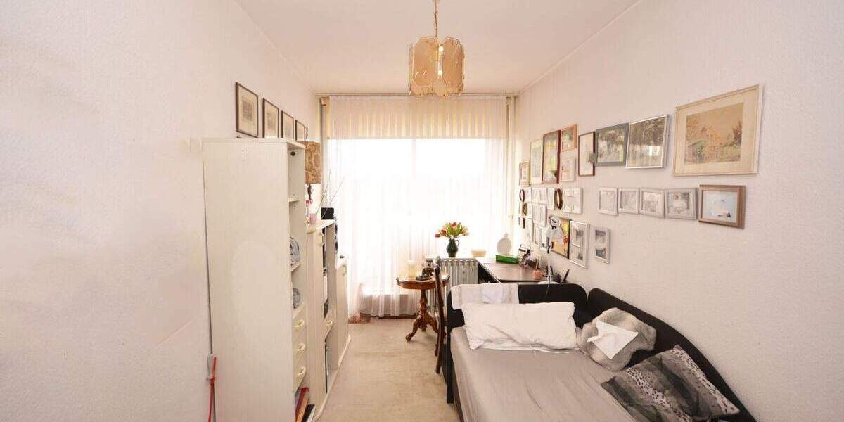Etagenwohnung Brühl - 3 Zimmer, 100 m&sup2;, 285.000&euro; | Angebot:25748345