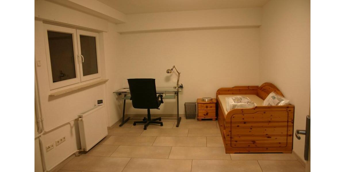 Etagenwohnung Rheinbach - 1 Zimmer, 18 m&sup2;, 430&euro; | Angebot:24781916