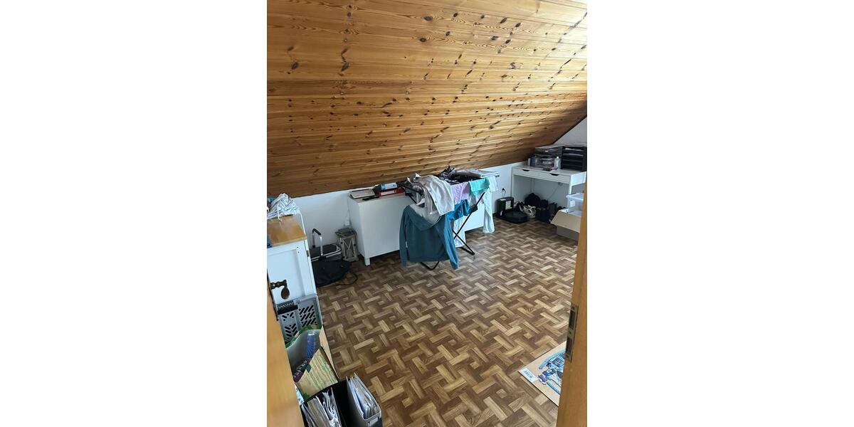 Dachgeschoßwohnung Altenahr - 3 Zimmer, 70 m&sup2;, 900&euro; | Angebot:25974775