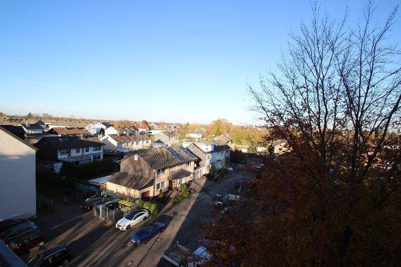 Etagenwohnung Niederkassel Lülsdorf - 3 Zimmer, 73 m&sup2;, 140.000&euro; | Angebot:25737039