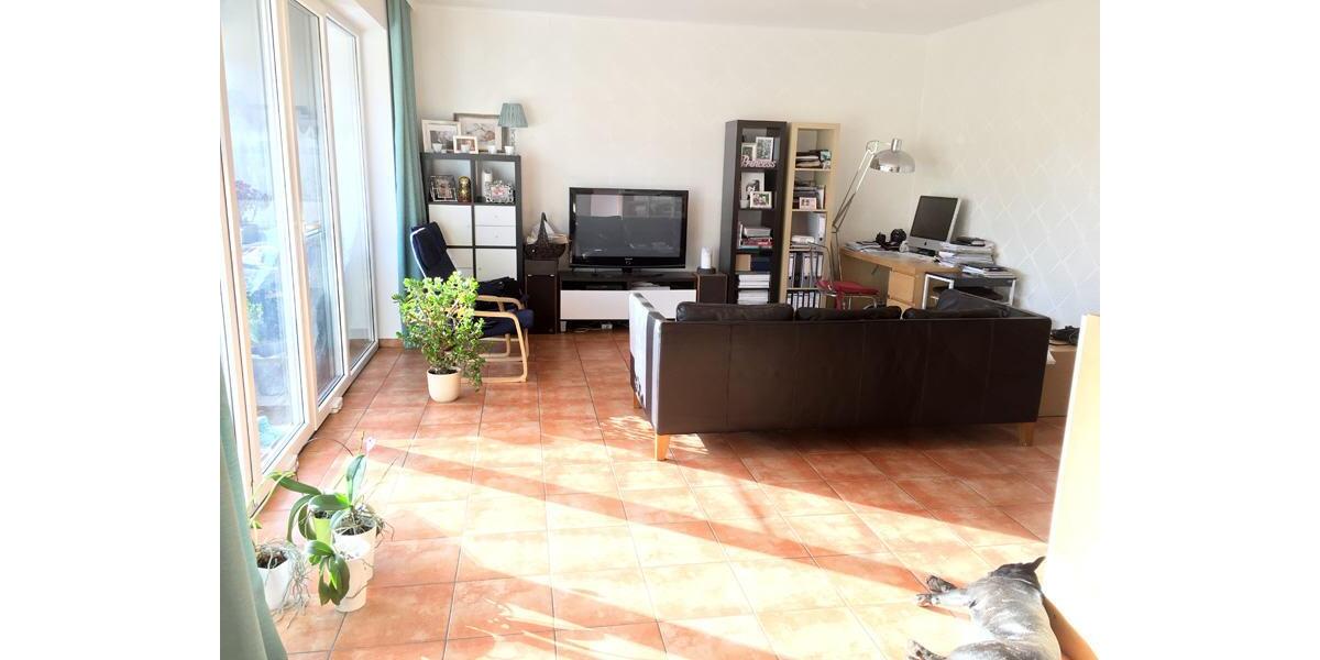 Etagenwohnung Erftstadt - 3 Zimmer, 102 m&sup2;, 1.450&euro; | Angebot:25991758