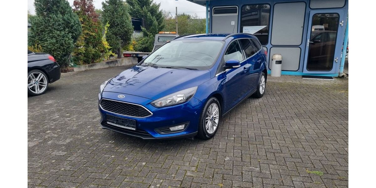 Ford Focus 74.000 km 10.300 &euro; Wesseling 50389