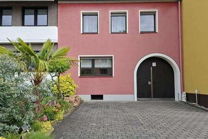Haus Bornheim / Walberberg Walberberg - 7 Zimmer, 203 m&sup2;, 529.000&euro; | Angebot:26758155