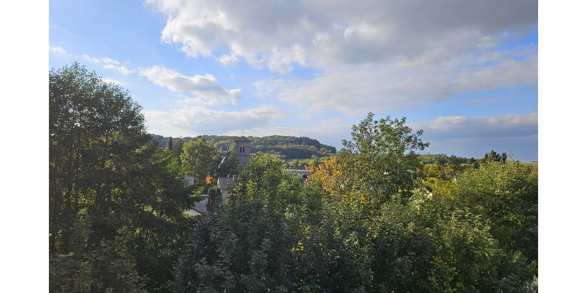 Moderne Dachgeschosswohnung in ruhiger Lage - Dachgeschoßwohnung Königswinter | Angebot:24863857