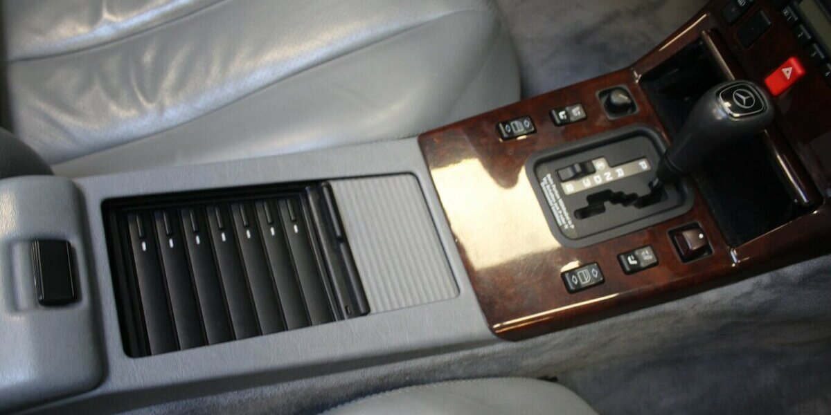 Mercedes-Benz SL 280 AHK Abnehm.Original Deutsches Fahrzeug 39.096 km 26.980 &euro; Euskirchen 53881