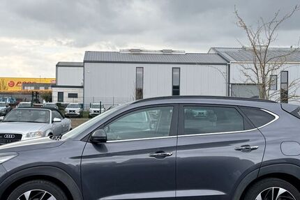 Hyundai TUCSON 162.000 km 15.900 &euro; Düren 52351